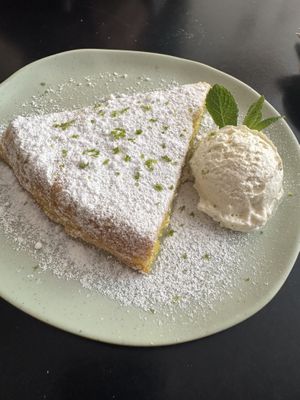 Almond cake with cream   at La Perra Verde in Barcelona