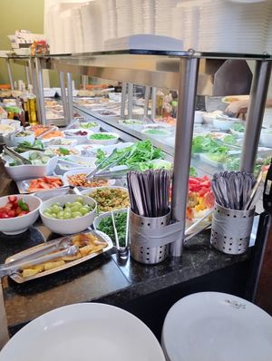 Buffet per kilo at Komtodos Restaurant in Florianopolis