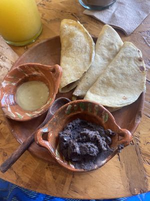 Vegan Quesadillas with Chorizo #Veganuary at JAJAJANA in Merida