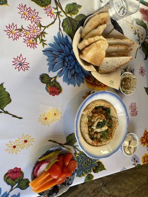 Mediterranean sampler  at PENTAGON in Lisbon