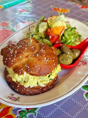 scramble tofu  at PENTAGON in Lisbon