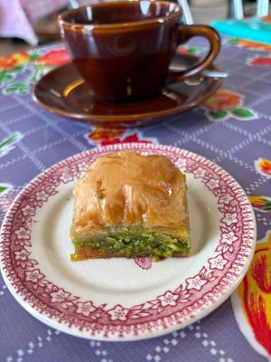 baklava at PENTAGON in Lisbon