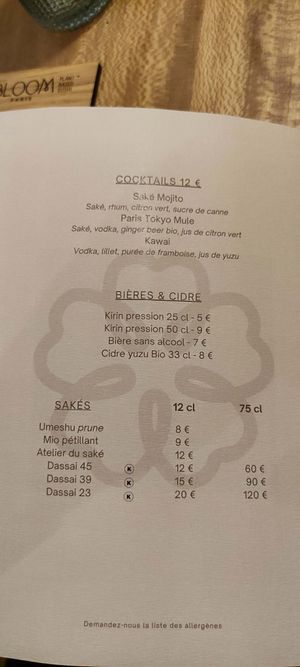 drinks at Bloom Sushi in Paris