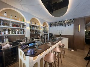 Bar   at Bloom Sushi in Paris