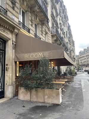 Place  at Bloom Sushi in Paris