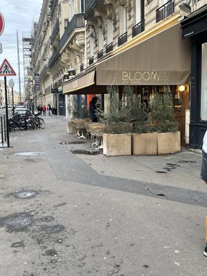 Front store #Veganuary at Bloom Sushi in Paris