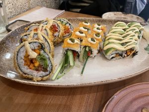 Curry Katsu Frit, Dragon Eye and Philadelphia #Veganuary at Bloom Sushi in Paris