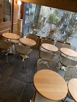   at Bloom Sushi in Paris