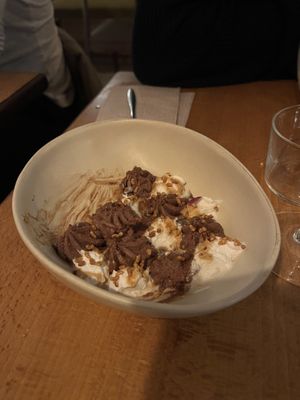Special desert for the Valentine’s Day. A complete disappointment   at Bloom Sushi in Paris