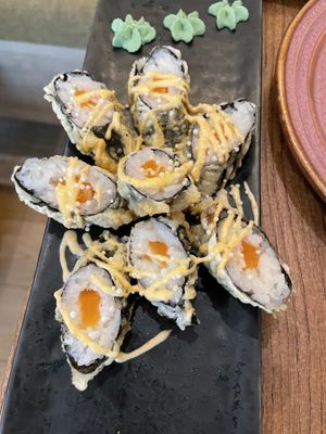 Spicy Zalmon  at Bloom Sushi in Paris