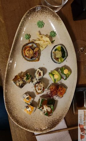 Discover menu at Bloom Sushi in Paris