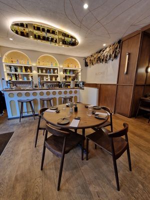 Room at Bloom Sushi in Paris