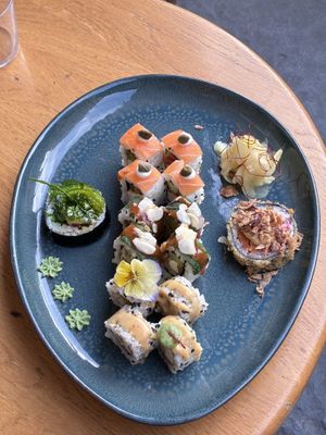 Mixed plate with 5 different kinds of sushi to try  at Bloom Sushi in Paris