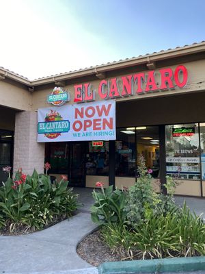Front of business  at El Cantaro Vegan Taqueria in Sacramento
