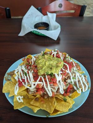 Nachos at El Cantaro Vegan Taqueria in Sacramento