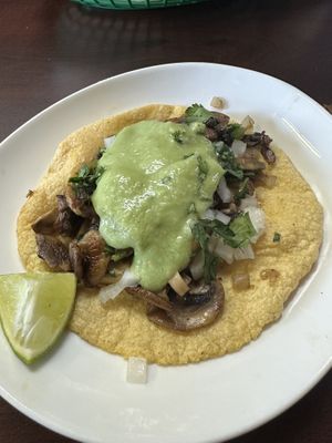 Mushroom taco  at El Cantaro Vegan Taqueria in Sacramento