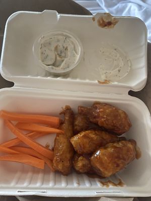 Best vegan chicken wings I have ever had. I chose the BBQ mango sauce, spicy and sweet. 10/10 will order again. And again, and again. So bomb.  at Happy Vegan in Fountain Valley