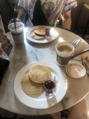 Breakfast  at GREEN & SUNNY in Bangkok