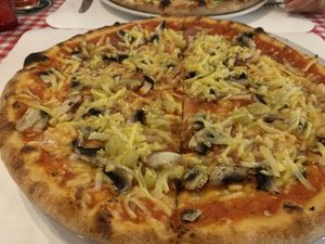   at Zeus Pizza in Berlin