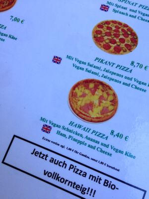 lol at Zeus Pizza in Berlin