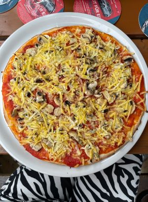 Vegan Gluten-free Pizza Funghi  at Zeus Pizza in Berlin