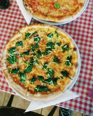 Pizza Spinat at Zeus Pizza in Berlin