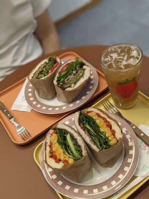  at Meandri  in Busan