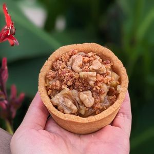 Vegan Apple Pie at Meandri  in Busan