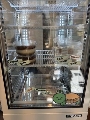 Desserts: tiramisu, brownies   at Meandri  in Busan