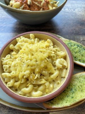 Mac ‘n’ cheese  at Rascals Cafe in Perth