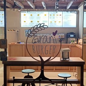  at Graniburger in Milan