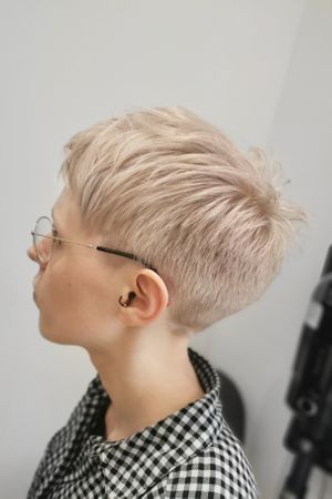  at Ludivine Moon Vegan Hairstylist in Brussels