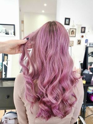   at Ludivine Moon Vegan Hairstylist in Brussels