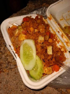 Pineapple fried rice at 17 Vegetarian Food Stall in Koh Phangan