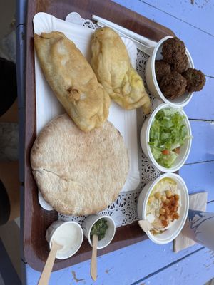 The sample plate  at Beyond Falafel in Quarteira