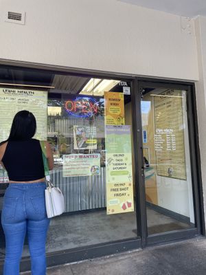 storefront  at Leahi Health - Manoa in Honolulu