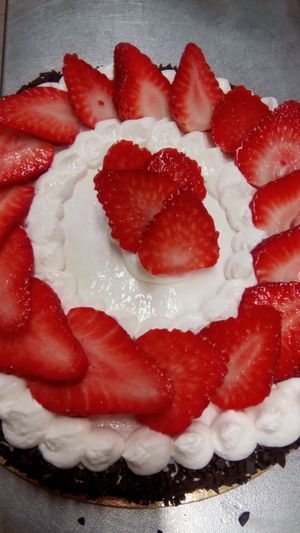Torta freaca panna e fragole at Profumo di Sole in Pescara