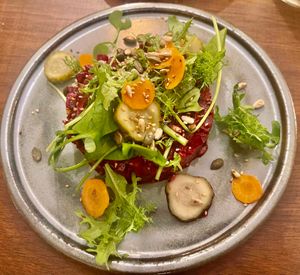 11/2025  Rode biet tartaar at Soul Kitchen in Ghent