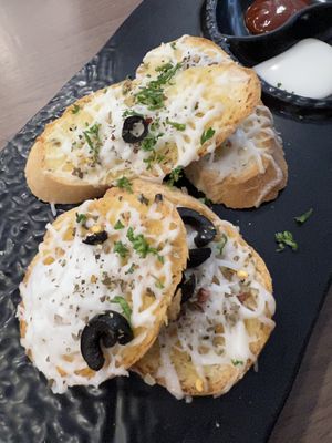 Vegan garlic bread  at B'Veg Cafe in Chennai