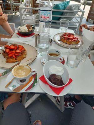  at Rodo Cafe in Olympia