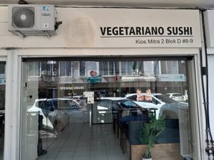 Shop front. at Vegetariano Sushi - Kios Mitra Raya 2 in Batam