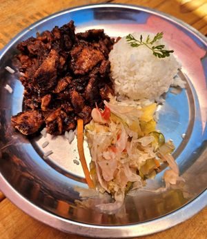 Wild BBQ Bowl at Papio's Place - Kiosk in Kihei