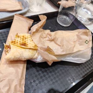 Hawaien at Vegetal Food Court in Paris