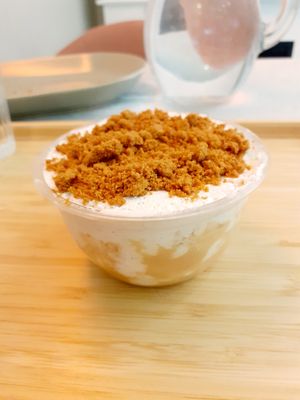 Tiramisu speculoos at Vegetal Food Court in Paris