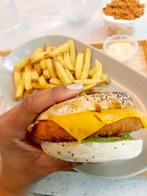 at Vegetal Food Court in Paris