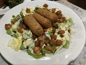 Cesar salad with fried "squid”  at Açougue Vegano - Flamengo in Rio De Janeiro