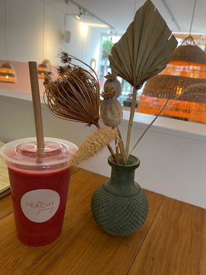 Very Berry smoothie  at Peachy Juicery in Schiedam