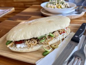 Sándwich   at Oon Jai Marketplace in Vientiane