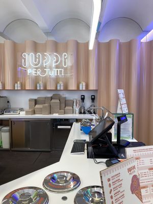 Interno del locale  at Iuppi Per Tutti in Polignano A Mare