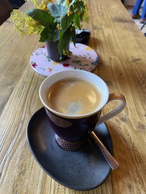 Coffee  at Lamingtons in Biggar